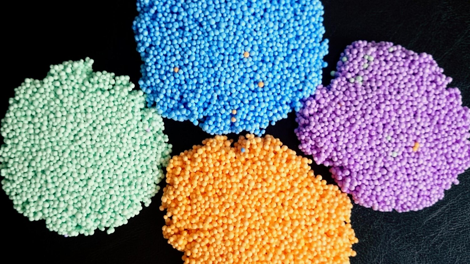 Jakie są rodzaje regranulatów tworzyw sztucznych?